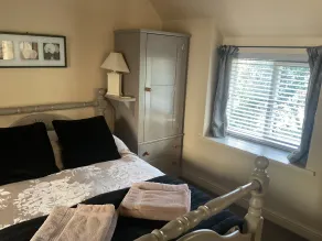 Beckside - Room