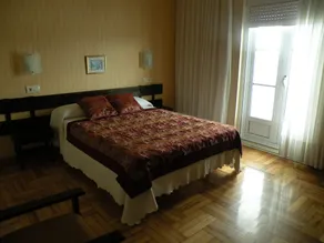 Hotel Rompeolas - Habitación