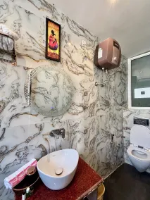 Check Inn Homes, Rishikesh Tapovan - Bathroom