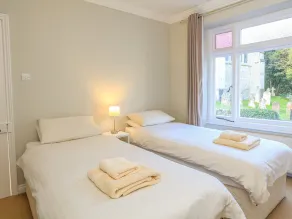 Casa rural ideal para familias con jardín y barbacoa | Vistas a la playa | Acepta mascotas - Habitación