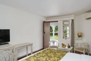 Swaroop Vilas - Lake Facing Boutique Hotel - View from room