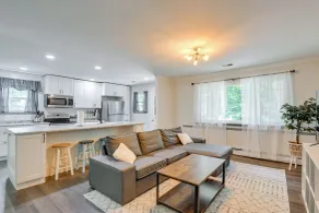 Pasadena Hideaway w/ Game Room & Fire Pit! - Interior