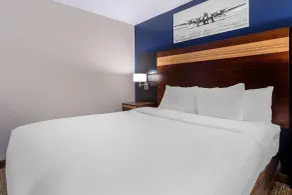 Avion Inn Near LGA Airport, an Ascend Collection Hotel - Chambre