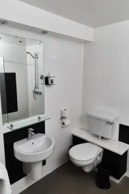 Kip Hotel - Bathroom