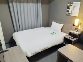 Hotel Route Inn Matsuyama Chuo -Katsuyama Dori- - Zimmer