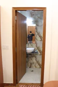 Tulip Inn - Bathroom