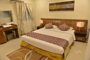 The First Tower Hotel Apartment - Habitación