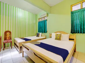 Hotel Jaya Kusuma near Candi Prambanan Mitra RedDoorz - Chambre