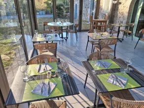 Logis hôtel l'instant Mont le Viaur - Restaurant