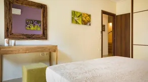 Meliti Waterfront Suites - Zimmer