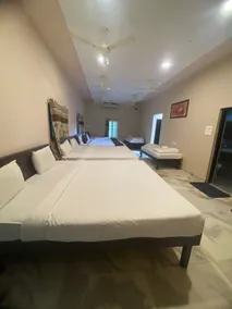 Aarohana Wellness Resort & Convention - Chambre