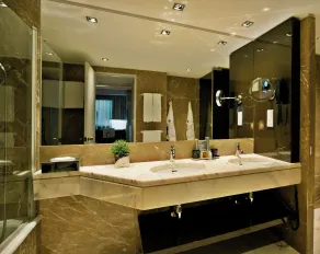 Altis Grand Hotel - Salle de bain