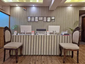 Shimla Golf Resorts - Recepción