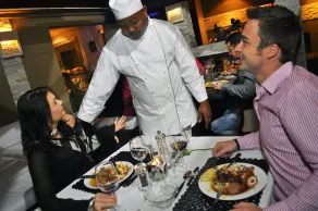 Waterfalls Boutique Hotel - Restaurant