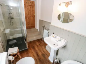 Cherry Tree Cottage - Bad