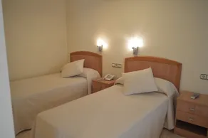 Hostal El Retiro - Zimmer