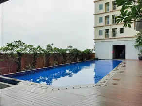 Simply Look Studio Tamansari Mahogany Karawang Apartment - Pool