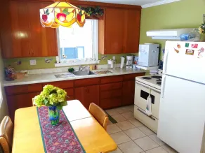 2 bedroom Wiffen Cottage - Private kitchen