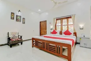 Ekdant Holiday Home Ganpatipule - Room