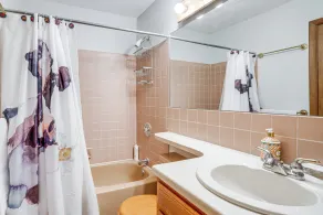 Steps to Main Street: Mtn-view Frisco Condo - Banheiro