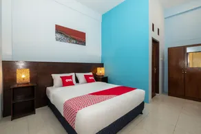RedDoorz at Hening Homestay - Værelse