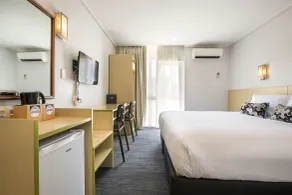 Nightcap at Coolaroo Hotel - Chambre