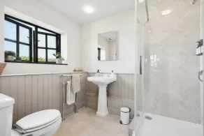 Five Acres Cottage - Badrum