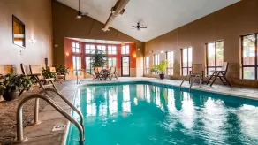 Best Western Plus Country Inn & Suites - Piscine
