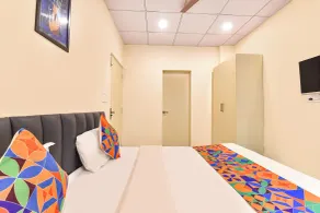 FabHotel Mansarovar Retreat - Værelse