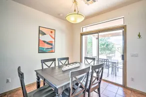 Cave Creek Retreat w/ Private Pool & Hot Tub! - Interiör