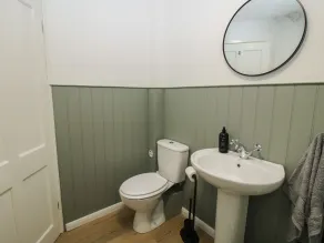 Bluebell's Cottage - Bathroom