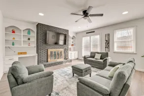 Great for Groups! Kings Mountain Home on 7 Acres - Innenbereich