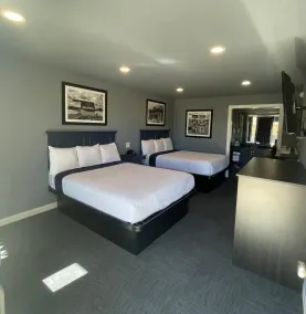 Interstate Inn - Room