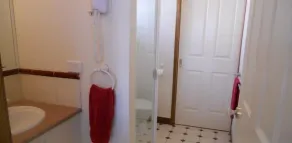 Summers Rest Units - Bathroom