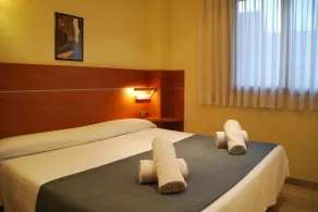 Apartaments Aragó565 - Chambre