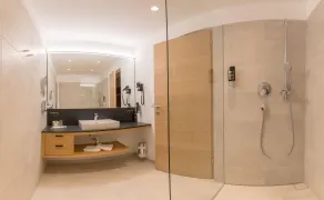 KOSIS Sports Lifestyle Hotel - Badrum