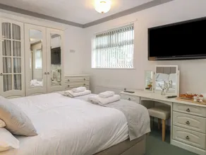 White Gables - Room
