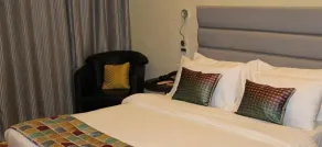Keys Select by Lemon Tree Hotels, Hosur Road, Bengaluru - Rom