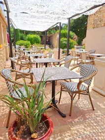 Logis Hôtel Restaurant Le Clos des Capitelles - Restaurant