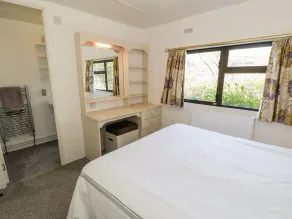 Springtime Lodge - Rom