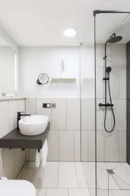 Hotel Kaiserhof Heringsdorf - Bathroom