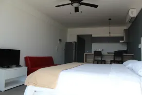 Studio 30 Condhotel by Nah Hotels - Room
