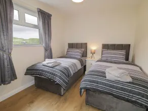 Maghera Caves Cottage - Room