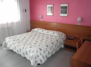 Hotel Touring - Chambre