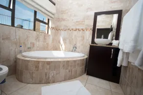 02 Phoka Trading - Badezimmer