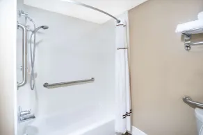 Super 8 by Wyndham Murfreesboro - Salle de bain