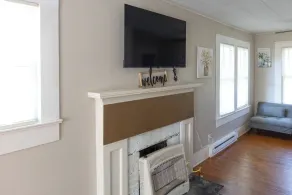 Walk to Main St! Quaint Philadelphia Home w/ Yard - Innenbereich