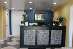 Claremont Motor Lodge - Lobby