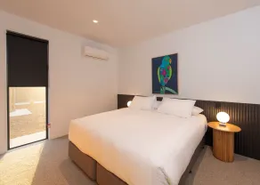 Par Five Shacks - Zimmer