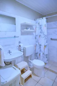 Aruba Quality Apartments & Suites - Bathroom